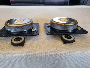 Set Difuzoare Medii Revox. 16 ohms, 12x9,5 cm, 50 watts. Perfecta stare. 