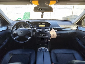 Mercedes E220 - imagine 3