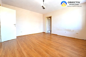 Apartament 2 camere, etaj 3, zona Mihai Eminescu, Piatra Neamt