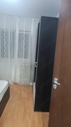 Proprietar,închiriez ap 2 cam ,zona Apărătorii Patriei  - imagine 2