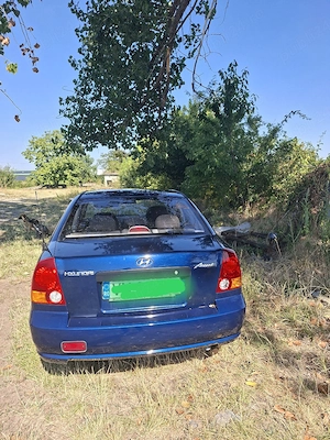 vand Hyundai Accent - imagine 4