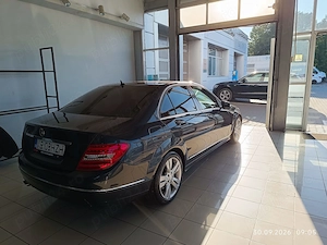 Mercedes Benz C250  - imagine 8