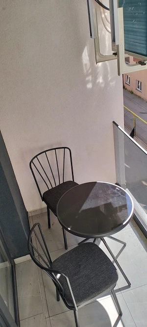 Închiriez apartament cu doua camere - imagine 7