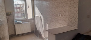 Caransebes. Apartament cu o camera de vanzare - imagine 9