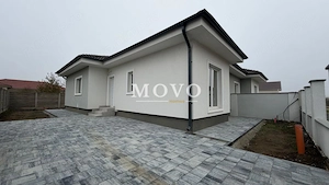 Duplex pe Parter | 4 camere | Zona centrala Mosnita Noua | - imagine 2