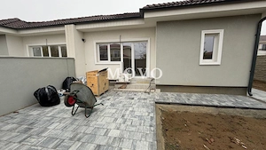 Duplex pe Parter | 4 camere | Zona centrala Mosnita Noua | - imagine 6