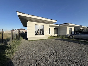 Duplex cu 3 camere | Pe parter | 310mp curte | Finisaje la alegere - imagine 3