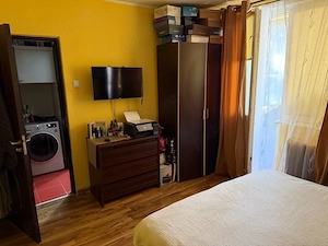 Vand apartament tip F cu doua camere - imagine 2