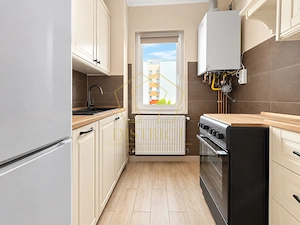 Apartament de vanzare cu  3 camere, zona Gheorghe Lazar, recent renovat - imagine 4