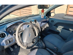 Vand Ford Fiesta 1.3 Benzina - imagine 5