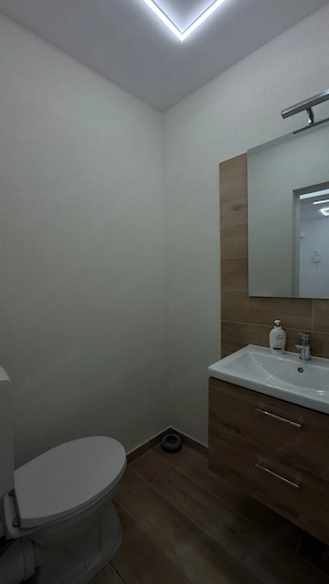 Spatiu comercial 45mp zona ultracentrala - imagine 3