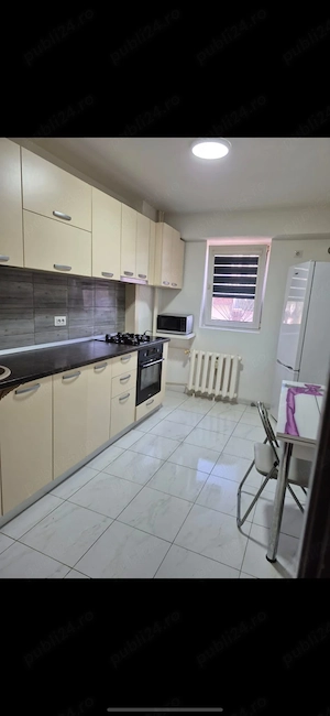 Inchiriez apartament Aparatorii Patriei 3 min metrou - imagine 4