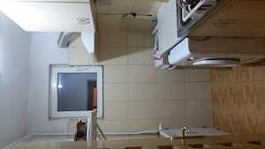 Inchiriez apartament 2 camere la 30m de metrou 1 Decembrie - imagine 5