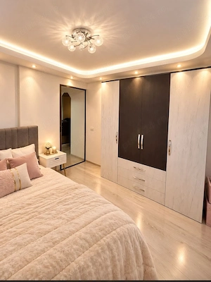 Apartament 3 camere, etaj 2,la Piata Mare - imagine 9