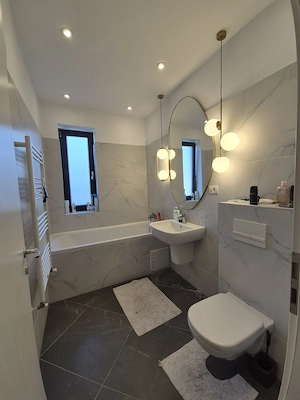 Apartament 3 camere Giroc. Lift. Loc de parcare