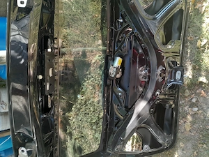 Vind motoraș și luneta  bmw x3 f 25 din an 2012în stare foarte buna - imagine 3