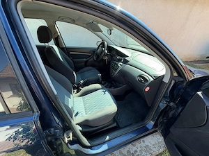 Vand autoturism Ford Focus  - imagine 8