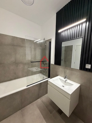 2 camere Silk District - imagine 12