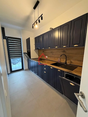 2 camere Silk District - imagine 11