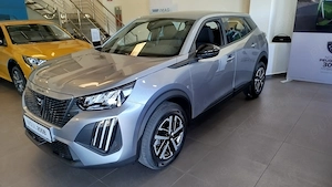 PEUGEOT 2008 1.2 benzina 100 CP MANUAL  