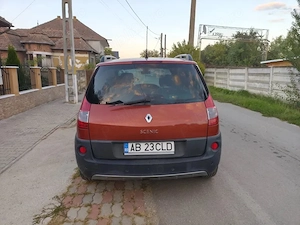 Vând Renault Scenic (2008), diesel 1.9 - imagine 4