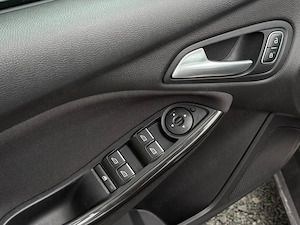 Ford Focus Titanium 11 2016, 1.5 TDCi 120cp Euro6, Scaune incalzite, Volan incalzit, Bi-Xenon, Navi. - imagine 9