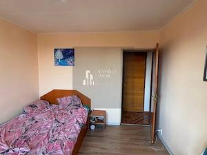 Apartament 3 camere decomandat -10 minute de metrou Aparatorii Patriei - imagine 7