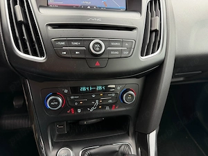 Ford Focus Titanium 11 2016, 1.5 TDCi 120cp Euro6, Scaune incalzite, Volan incalzit, Bi-Xenon, Navi. - imagine 12