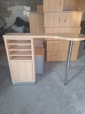 Recepție birou   Bar office semi-rotund cu rafturi depozitare