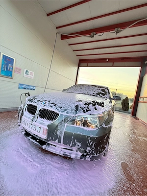 Vând sau schimb e60 2.2i! - imagine 2