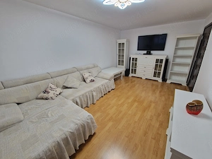 Vând sau închiriez(minim 6 luni)apartament 3 camere - imagine 5