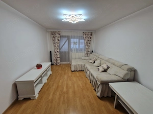 Vând sau închiriez(minim 6 luni)apartament 3 camere - imagine 9