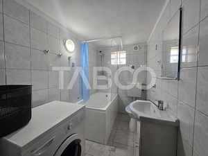Apartament 2 camere de inchiriat decomandat 60 mpu zona Lupeni Sibiu - imagine 15