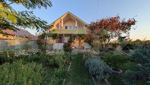 EXCLUSIV | CASĂ INDIVIDUALĂ – 238 MP UTILI | TEREN 3.800 MP | CONSTRUCȚIE 2015 - imagine 18