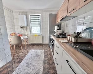 Vand 2 cam Mureseni confort 1 [renovat] + garaj - imagine 3