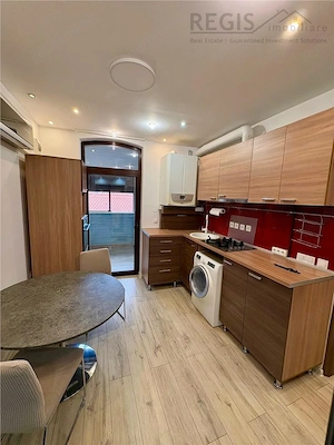 Apartament 2 Camere Central Bloc tip Vila - imagine 2