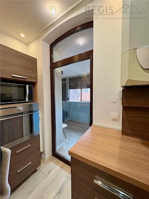 Apartament 2 Camere Central Bloc tip Vila - imagine 3