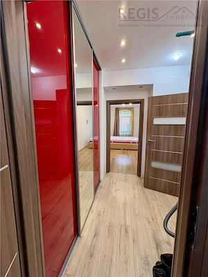 Apartament 2 Camere Central Bloc tip Vila - imagine 6