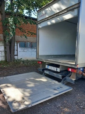 Duba IVECO Daily 35C16 de vanzare, Caroserie tip cub + lift hidraulic de 1000kg - imagine 6