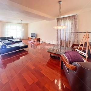 | Vila D+P+1, 320 mp | Teren: 1120 mp | Bld. George Cosbuc | - imagine 6