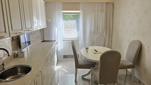 Inchiriez apartament 3 camere decomandat in Deva, zona I. Creanga, parter inalt, - imagine 4