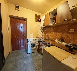 Garsoniera de vanzare cu bucatarie separata, zona Lipovei, Timisoara - imagine 3