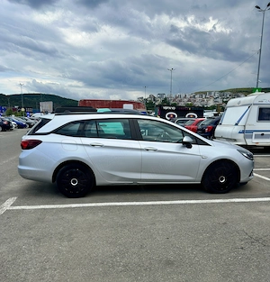 Opel Astra K Sports Tourer 2020 1.5d manuala - imagine 3