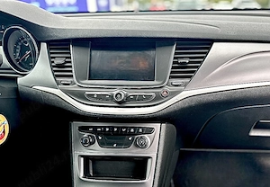 Opel Astra K Sports Tourer 2020 1.5d manuala - imagine 9
