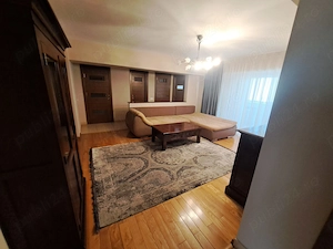 Închiriez apartament 3 camere ,  Decebal  - imagine 2