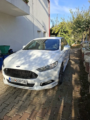 vând Ford mondeo 2018 - imagine 3