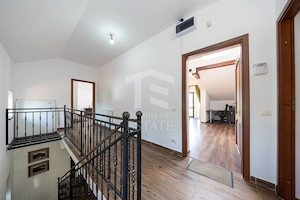 RASNOV| Cladire multifunctionala | 350 mp | Vad turistic si comercial - imagine 15