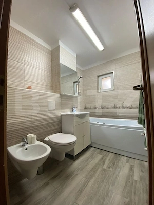 Apartament cu 3 camere decomandate, terasa, zona Recuperare - imagine 11