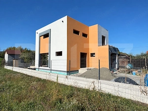 Casa individuala, 118 mp + teren de 380 mp, zona Santana de Mures