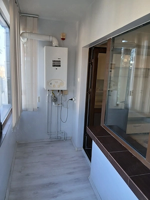 Vand apartament tip studio - imagine 3